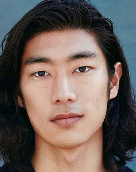 Hideyoshi Akai as Ben