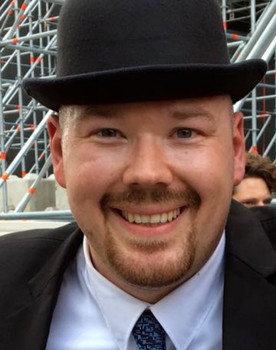 Steve Dekker as Dr. Peacock