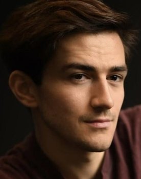 Spencer Scruggs as Benji Williams