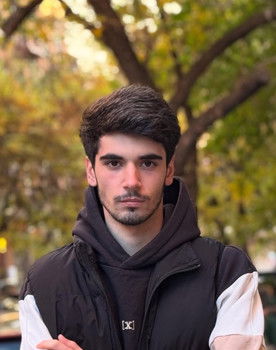 Vazgen Mkrtchyan as Aram