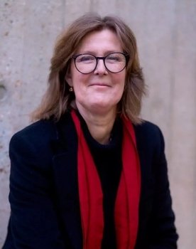 Ann Russel as Claire's mother (Voice)