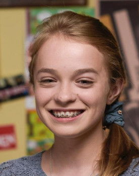 Carlotta Weide as Romy