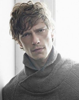 Matteo Martari as Giovanni Buitoni
