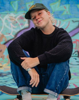 Poppy Starr Olsen as 