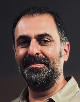 Nima Sadr as Mojtaba