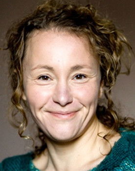 Pascale Oudot as Mme Perotin