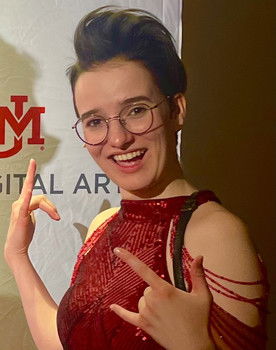 Sophie "Phee" Carlberg