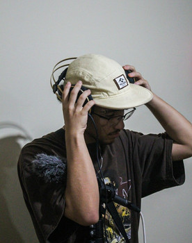 Nicolas Martins Duarte as Gerente da Biblioteca