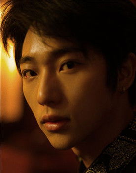 Chuan Jiang as 十步