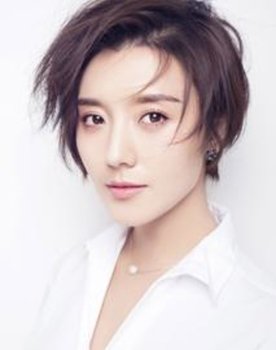 Fang Chengcheng as Dean of a Psychiatric Hospital