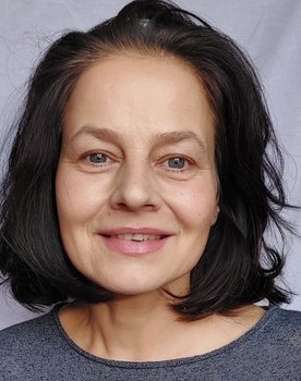 Katharina Eckerfeld as Kathi