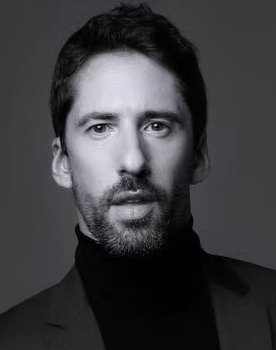 Mickael Kornblum as Lucio