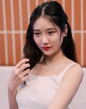 Jennie Jane as Jenny
