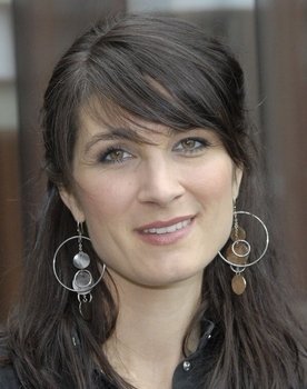 Charlotte Munck as Mette