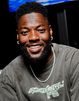 Mark Phillips as Mark