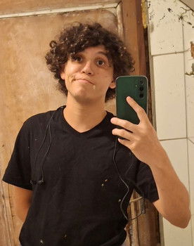 Antony Benevides as Francisco (ÁUDIO)