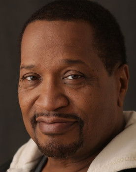 Alan B. Jones as Agent Reichert