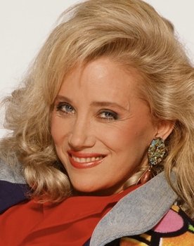 Sally Kirkland as Anita