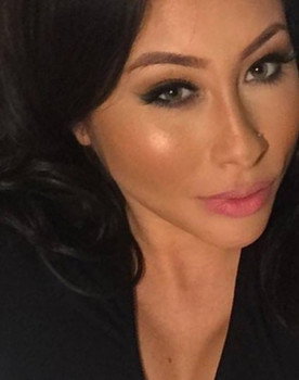 Missy Flores