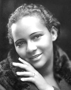 Toña la Negra