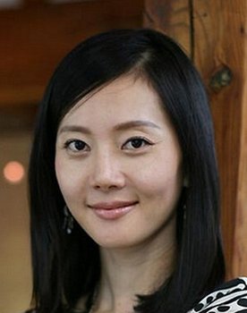 Yum Jung-ah Photo