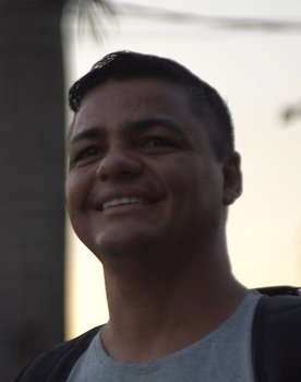 Maicon Roni as Ele mesmo