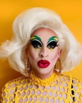 Sander den Baas as Lady Galore