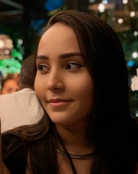 Kelly Freire Moreira