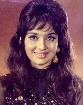 Asha Parekh as Geeta