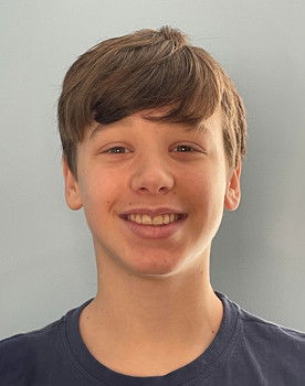 Bennet Nolen as John/Zombie