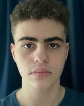 Arthur Cardoso De Barros as 