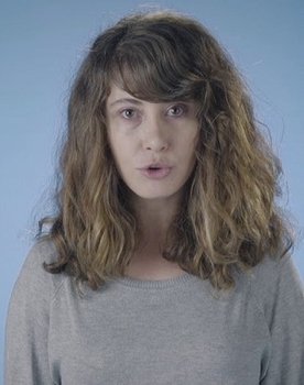 Burcu Halaçoğlu as Müjgan