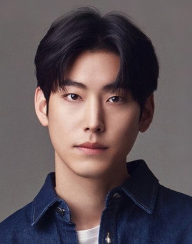 Park Young-woon as Moo Suk