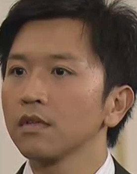 Kenny Chong Kin-Man as Shing's Friend #4