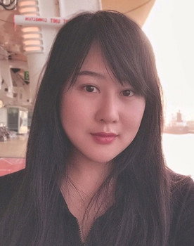 Helen Wu as Female Guard