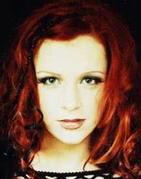 Lisa Schaphaus-Middelhauve as Vocals