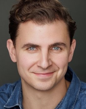 Samuel Greco as Sam Rader