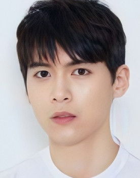 Yoo Hyun Do as [Lead actor in the play]