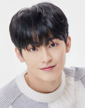 Shin Jun-seop as Han Seo-jin