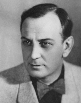 Mikhail Belousov as Colonel