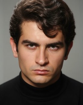 Erol Tezeren Erol Tezeren