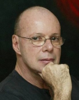 Ademã – A Vida e as Notas de Ibrahim Sued