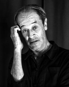 Reveries of the Solitary Actor