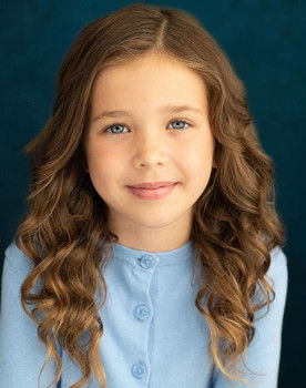 Chloe McKinnon as Young Stacey