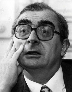 Claude Chabrol as The commissioner