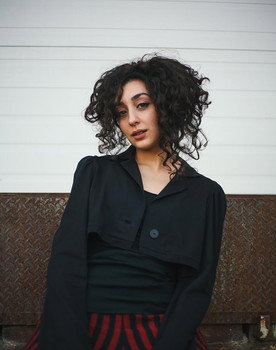 Gabriella Circosta as Woman in Library