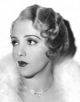 Bebe Daniels as Dorothy Gale
