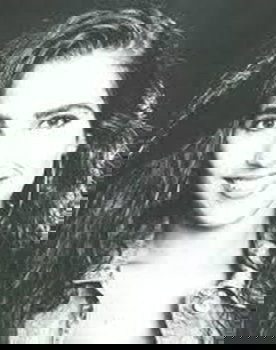 Mônica Fraga as Janaína