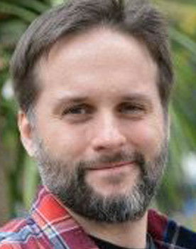 Martín Otaño as Vecino