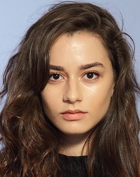 Ece Yaşar